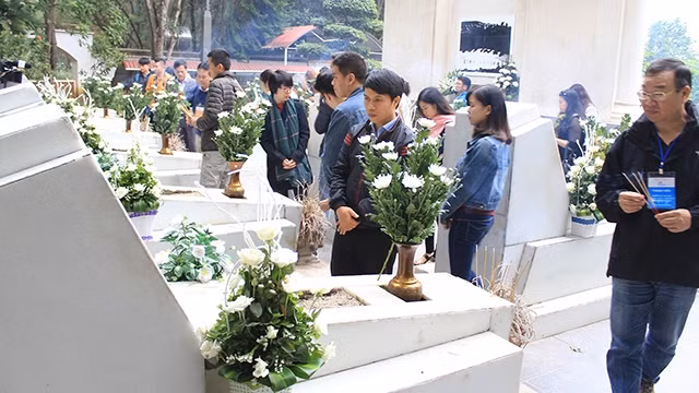 Sống mãi tuổi đôi mươi