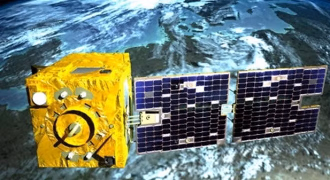 Vệ tinh VNREDSat-1.