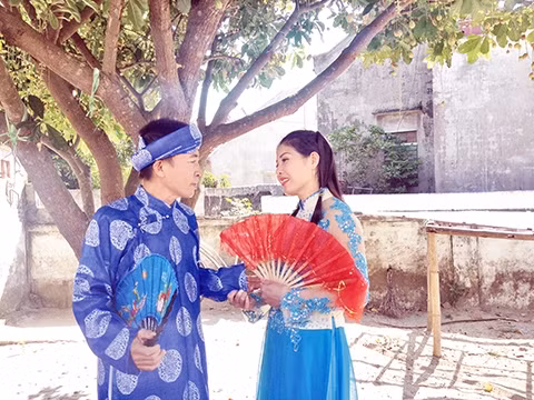 “Của tin còn một chút này...”