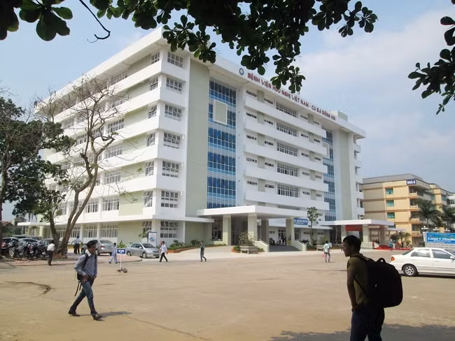 Bệnh viện Hữu nghị Việt Nam - Cu-ba Đồng Hới tại tỉnh Quảng Bình.