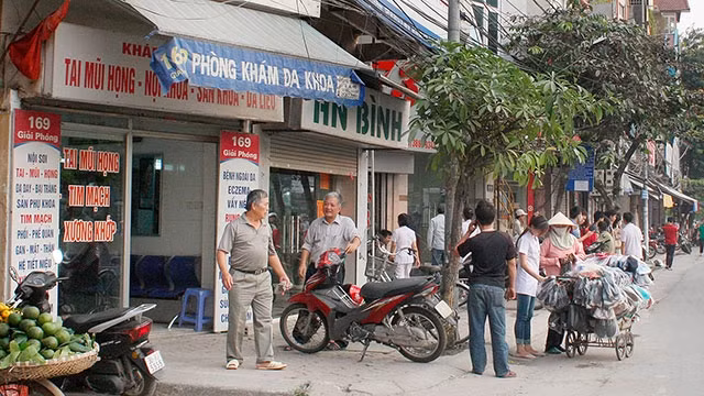 Bộ Y tế kiến nghị thay đổi đào tạo y khoa và cấp chứng chỉ hành nghề cho bác sĩ. Ảnh: TL