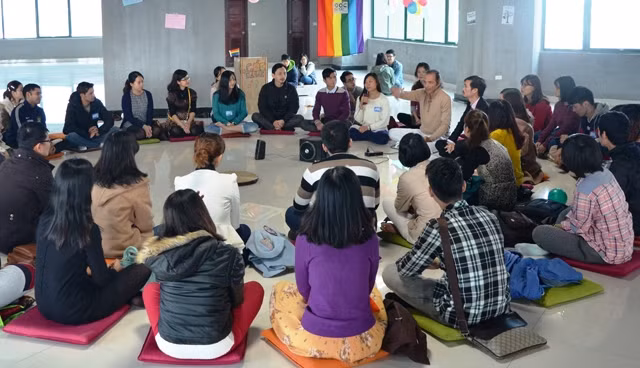 Học Thiền - một cách giảm thiểu stress trong xã hội hiện đại. 