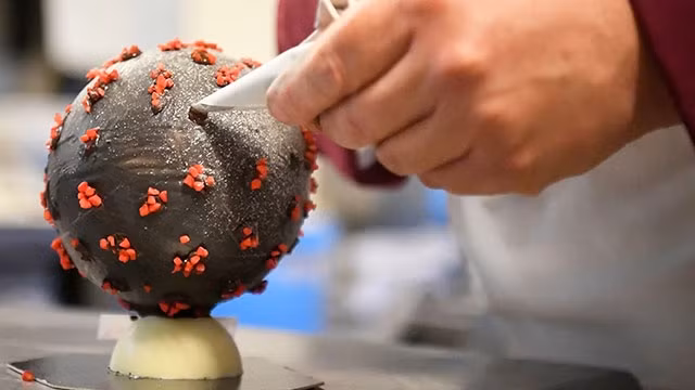Chocolate hình virus corona