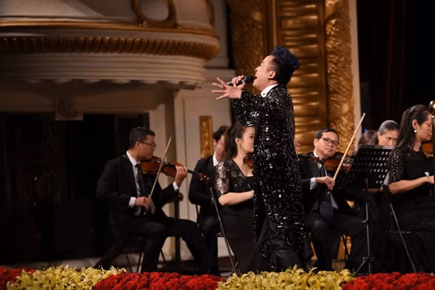 Ca sĩ Tùng Dương trong chương trình.