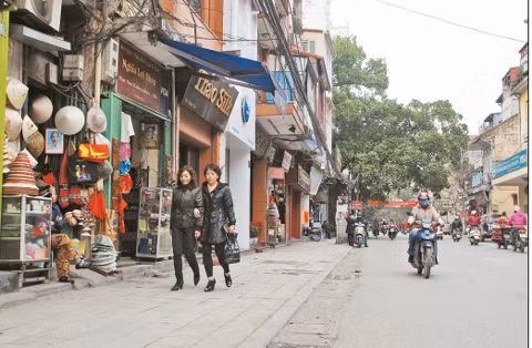 Phố Hàng Gai được chỉnh trang, quy hoạch đường thông, hè thoáng, góp phần làm đẹp Thủ đô.