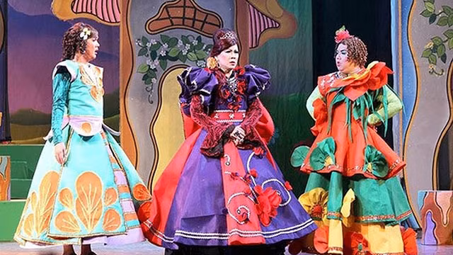 “Ngày xửa ngày xưa” đón hè