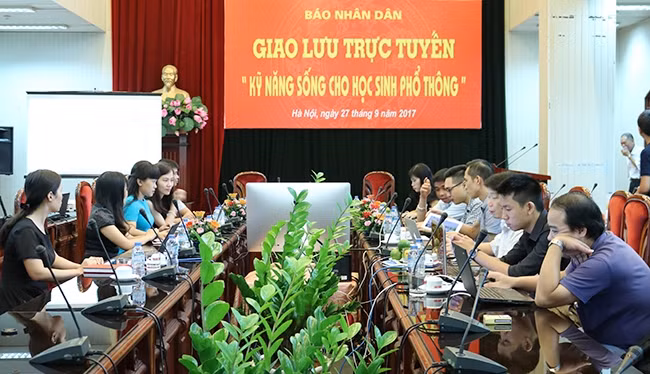 Giao lưu trực tuyến "Kỹ năng sống cho học sinh phổ thông"