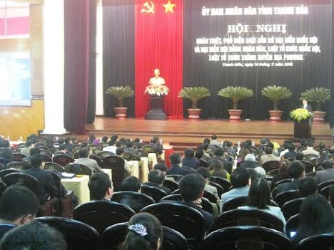 Toàn cảnh hội nghị.