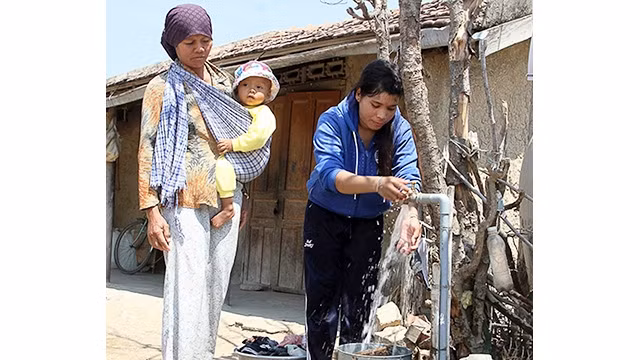 Hệ thống nước sạch sinh hoạt được Nhà nước đầu tư xây dựng giúp đồng bào Raglai xã Phước Trung (huyện Bác Ái, tỉnh Ninh Thuận) nâng cao chất lượng cuộc sống. Ảnh: SƠN NGỌC