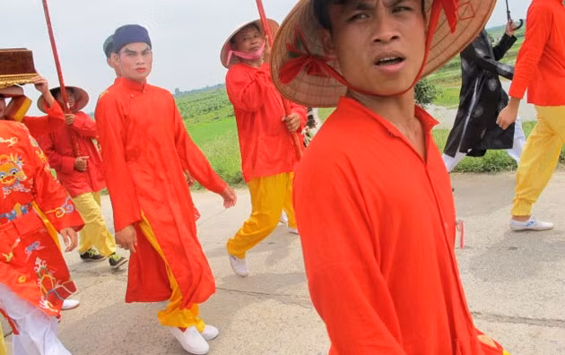 Ông Hiệu Cờ.