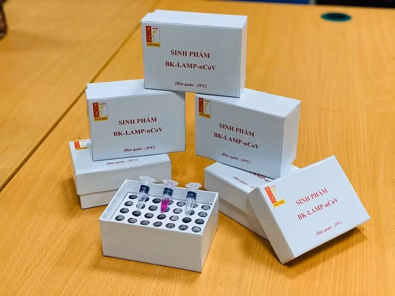 Bộ công cụ thử nhanh phát hiện Covid-19 của Việt Nam.