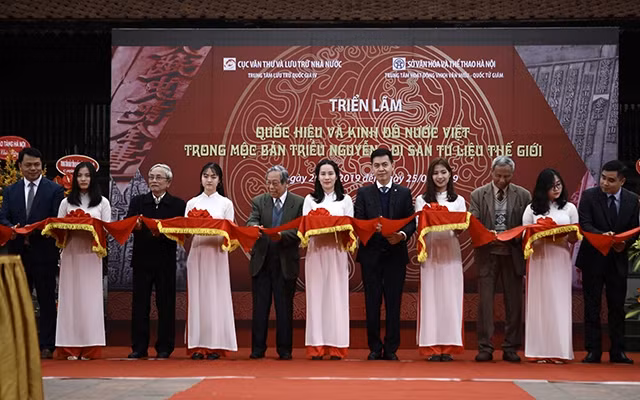 Khai mạc triển lãm Quốc hiệu và kinh đô nước Việt trong mộc bản triều Nguyễn - Di sản tư liệu thế giới.