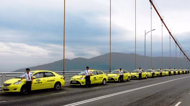 Đoàn xe Taxi Tiên Sa ra đảo Lý Sơn.