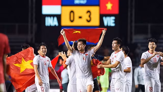 Đội tuyển U22 Việt Nam lần đầu vô địch SEA Games sau chiến thắng trước đội tuyển U22 Indonesia trong trận chung kết. Ảnh: ZING