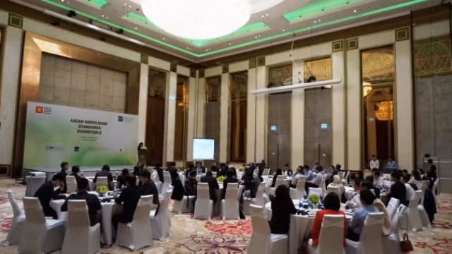 Hội nghị bàn tròn Tiêu chuẩn Trái phiếu Xanh ASEAN.