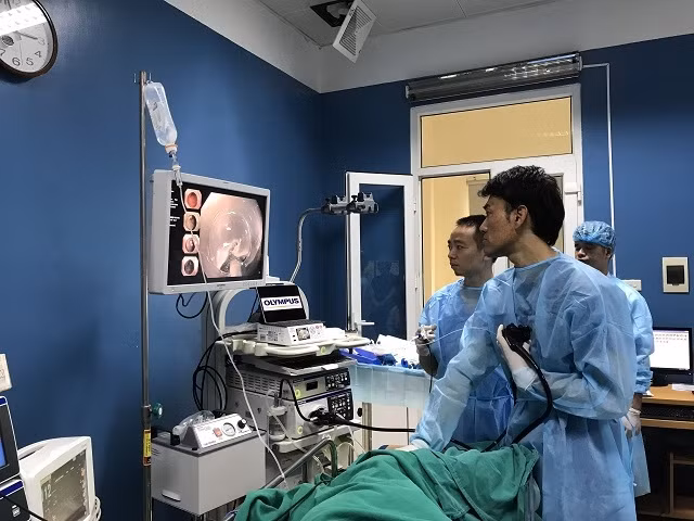 Nội soi phóng đại trong chẩn đoán ung thư đại trực tràng sớm