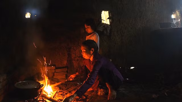 Nhớ bát nước cơm của mẹ
