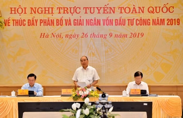 Thủ tướng Nguyễn Xuân Phúc chủ trì hội nghị.