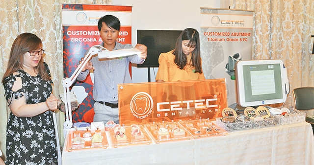 Giới thiệu các dịch vụ tại Ngày hội du lịch nha khoa TP Hồ Chí Minh năm 2017.