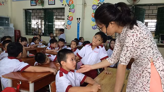 Theo nhiều chuyên gia, việc lắp camera trong trường học cần được tính toán kỹ lưỡng để giáo viên không quá áp lực mà trẻ vẫn được an toàn.