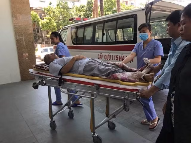 Liên tục các ca cấp cứu do đột quỵ được đưa vào cấp cứu tại Bệnh viện Thanh Nhàn. 