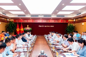 Phiên họp diễn ra trong không khí cởi mở, trách nhiệm, với nhiều ý kiến trao đổi thiết thực giữa các bên.