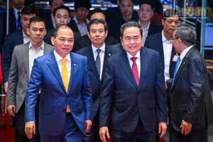 Chủ tịch Quốc hội Trần Thanh Mẫn dự Lễ trao giải VinFuture 2025.