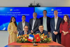 Lễ ký kết Thỏa thuận dịch vụ chính giữa FPT và Quadient diễn ra tại Paris, Pháp.