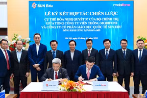 Lễ ký kết Biên bản ghi nhớ hợp tác chiến lược giữa Tổng công ty Viễn thông MobiFone và Công ty Cổ phần Giáo dục quốc tế Sun Edu.