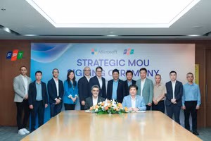 Đại diện FPT và Microsoft tại lễ ký kết thỏa thuận hợp tác thúc đẩy ứng dụng AI và đổi mới sáng tạo tại châu Á, trọng tâm là ASEAN, Nhật Bản và Hàn Quốc.