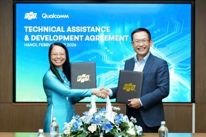 FPT và Qualcomm ký kết Thỏa thuận hỗ trợ và phát triển kỹ thuật.