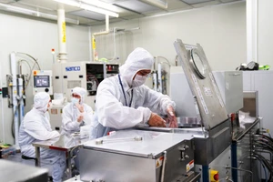 Sinh viên học ngành bán dẫn tại Đài Loan (Trung Quốc).