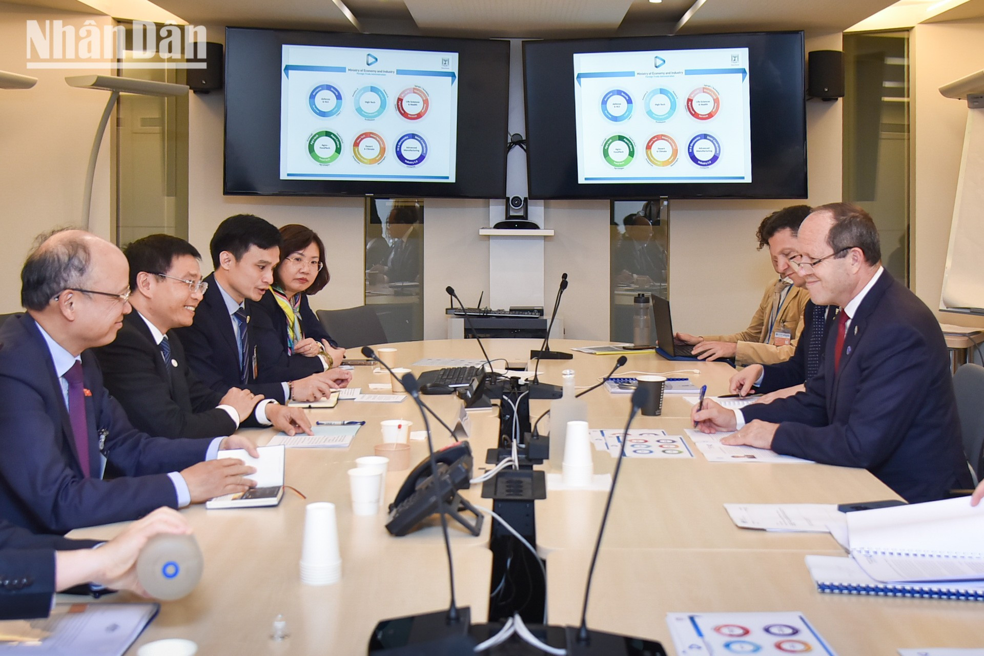 Bộ trưởng Kinh tế và Công nghiệp Israel đánh giá cao tiềm năng hợp tác với Việt Nam từ sau VIFTA. oecd-ngay-2-8.jpg