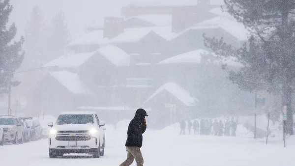 (Tư liệu) Tuyết phủ trắng xóa tại Mỹ. (Ảnh: AFP/TTXVN)