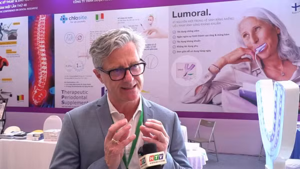 Giáo sư, Tiến sĩ, bác sĩ Werner Biglechner, Đại học Heidelberg, Đức cho biết hiện nay cách điều trị viêm nha chu vẫn còn khá truyền thống và có tỷ lệ thất bại tương đối cao.