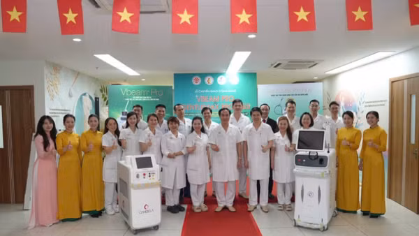 Trung tâm Thẩm mỹ, Bệnh viện Trung ương Quân đội 108 chính thức tiếp nhận và đưa vào vận hành hai hệ thống laser thế hệ mới gồm Vbeam Pro 2025 và GentleMax Pro Plus.