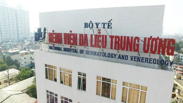 Cảnh báo bệnh sùi mào gà ở người trẻ tuổi