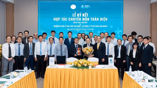 Bệnh viện Quốc tế Mặt Trời Phú Quốc ký kết hợp tác chuyên môn toàn diện với Bệnh viện Chợ Rẫy và Bệnh viện Quân y 175.