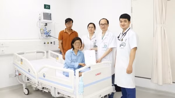 Một ca rắn cắn được điều trị ổn định và ra viện tại Bệnh viện Bạch Mai cơ sở Ninh Bình.