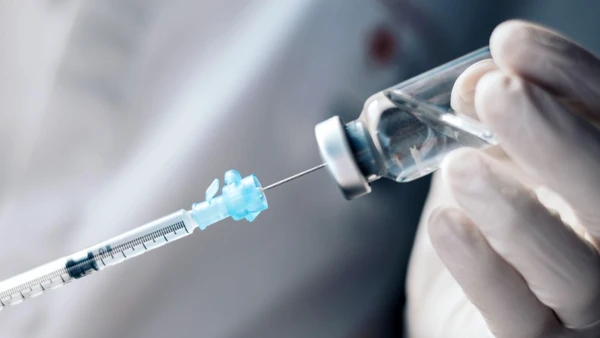 Luật Phòng bệnh được thông qua là nền tảng quan trọng để Việt Nam có chiến lược "Tiêm chủng cho mọi người" bảo vệ người Việt.