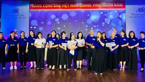 Truyền thông về bệnh sa sút trí tuệ ở người cao tuổi tại Bệnh viện Lão khoa Trung ương. 