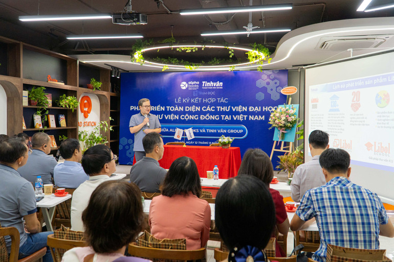 Ông Nguyễn Ngọc Chung, đại diện của Tinh Vân Group tại lễ ký thỏa thuận. tinh-van-groupjpg.jpg