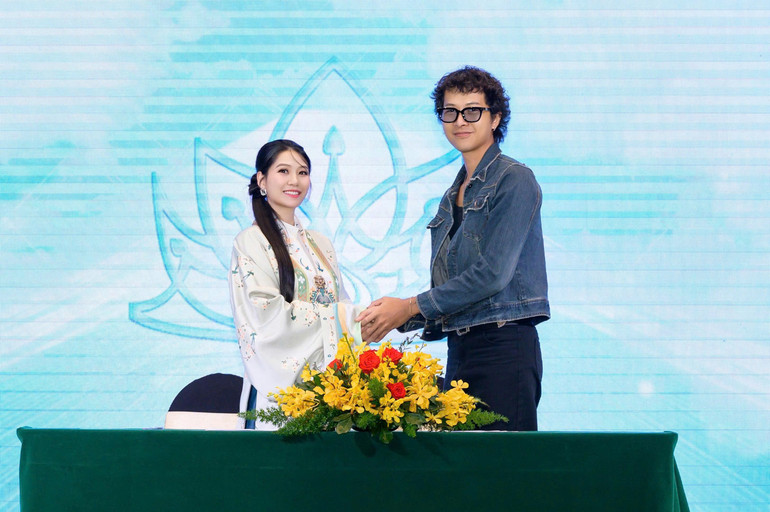Thạc sĩ, Hoa hậu Lê Thị Thơ ký kết hợp tác cùng nhà tài trợ vàng Bàu Trắng U&Me (Bình Thuận). anh-hb-4.jpg