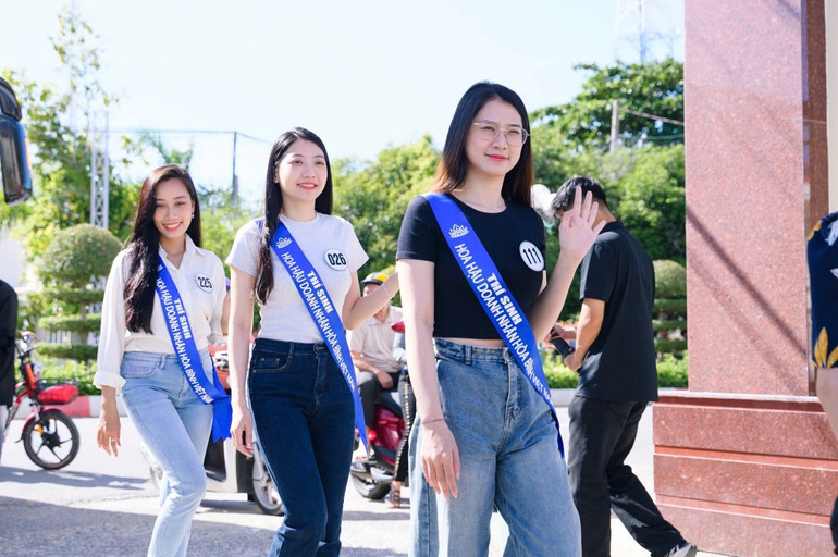 Các thí sinh Hoa hậu Doanh nhân Hòa bình Việt Nam 2025 đã sẵn sàng cho hành trình chinh phục vương miện. lieu6.jpg