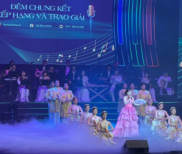 Les candidats ont offert des prestations à la fois colorées et émouvantes. thhn4.jpg