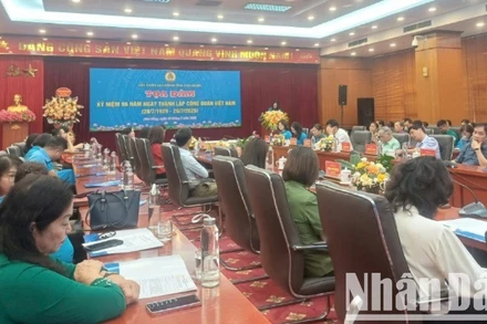 Quang cảnh Tọa đàm.