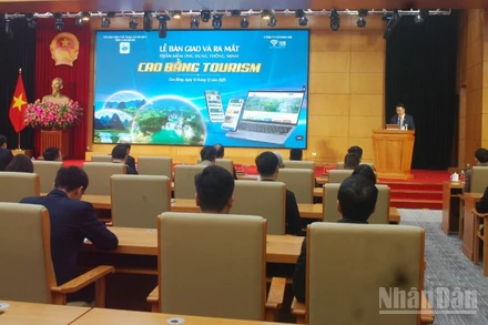 Quang cảnh buổi lễ.