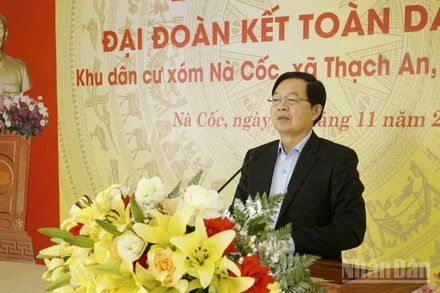 Phó Thủ tướng Hồ Quốc Dũng phát biểu ý kiến trong Ngày hội Đại đoàn kết xóm Nà Cốc, Xã Thạch An, tỉnh Cao Bằng.