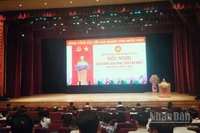 Toàn cảnh hội nghị.