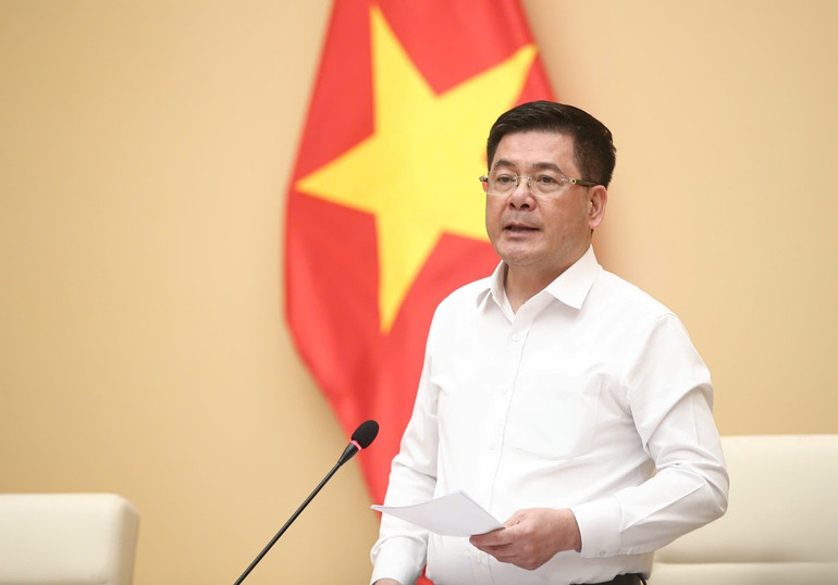 Bộ trưởng Công thương Nguyễn Hồng Diên phát biểu tại Hội nghị. hnc301.jpg